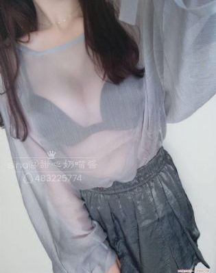 漂亮娇妻被社长中文字幕6_4K在线视频观看