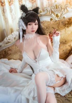 日韩经典中文字幕爆乳_BD英语免费观看韩国
